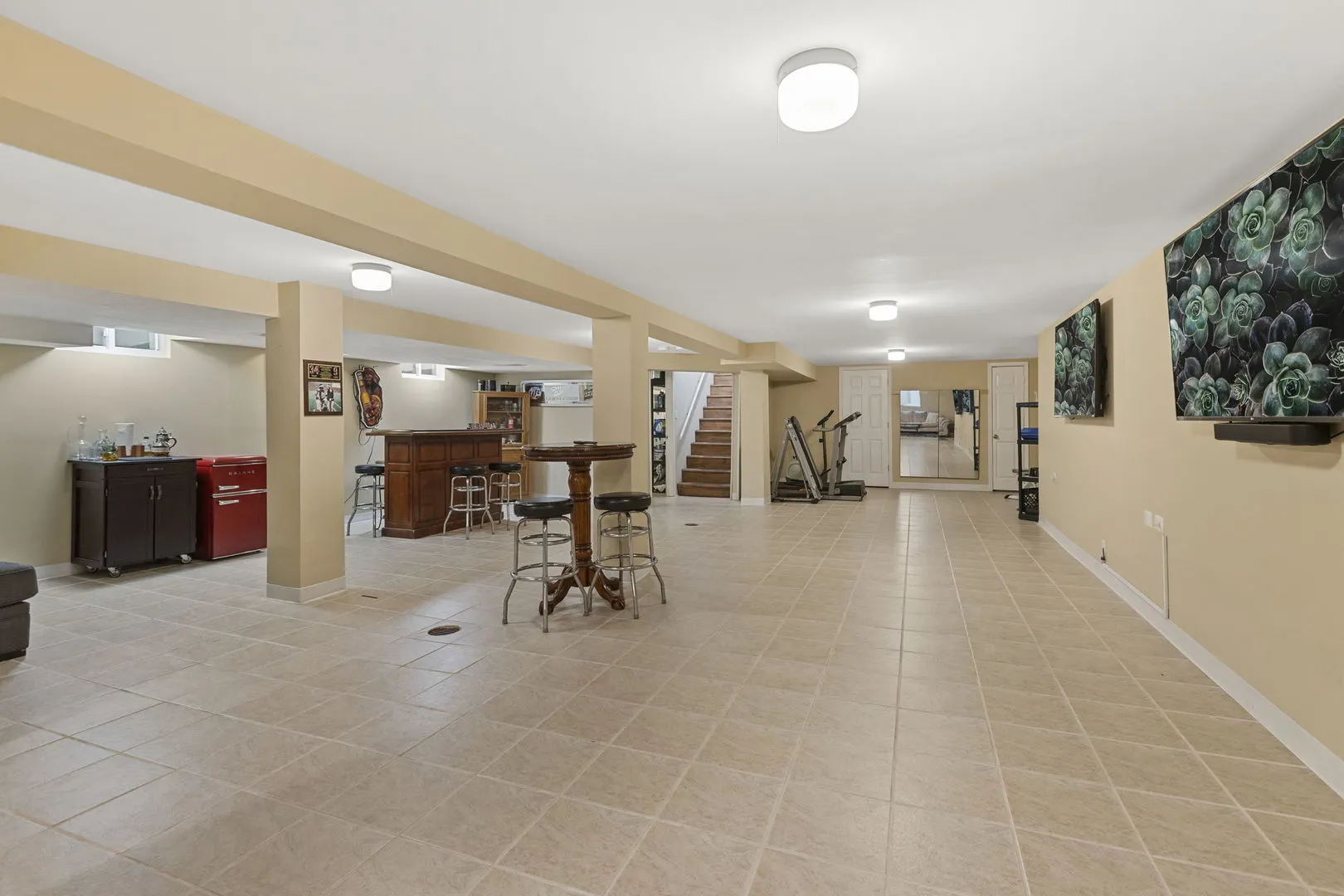 203 Coldren Drive IL