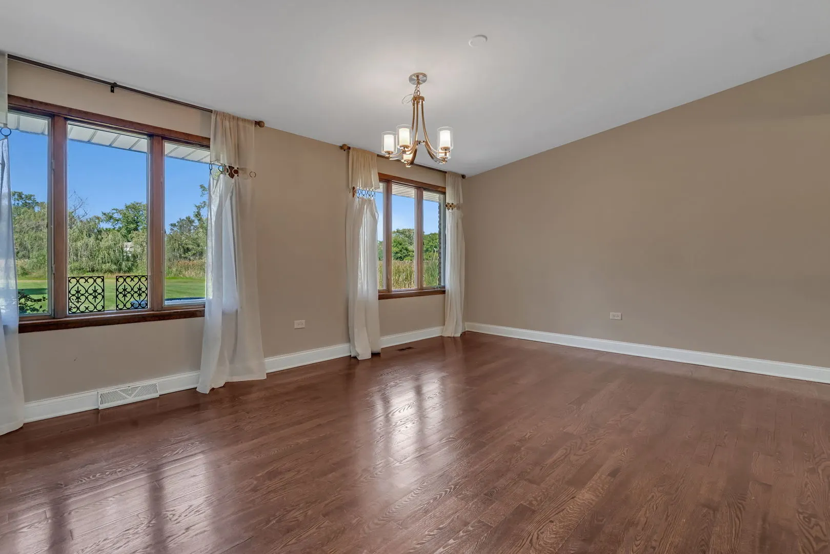5500 177th Street IL