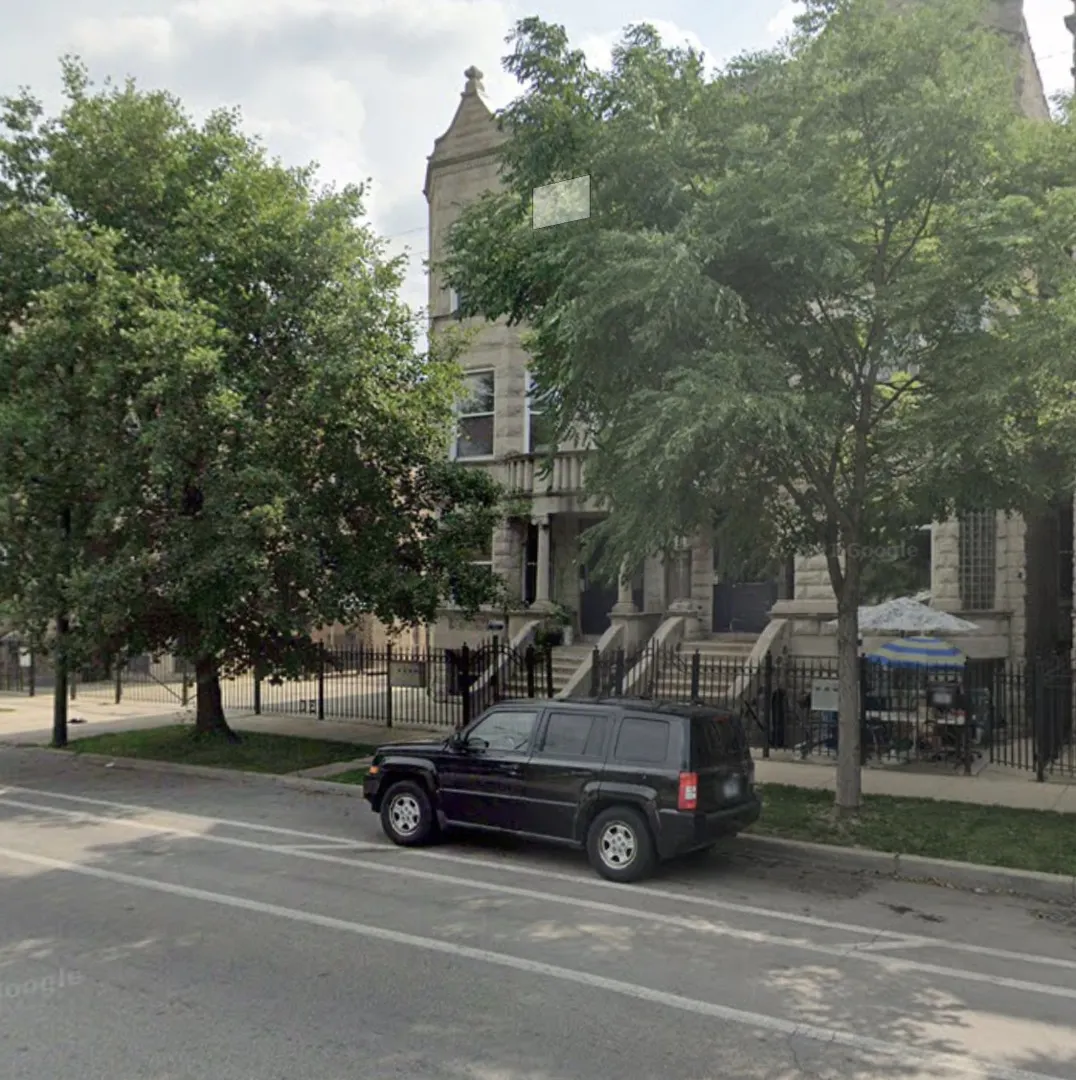 1513 N california Avenue 2F IL