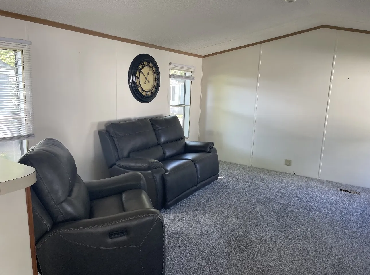 2211 Crestview Drive IL