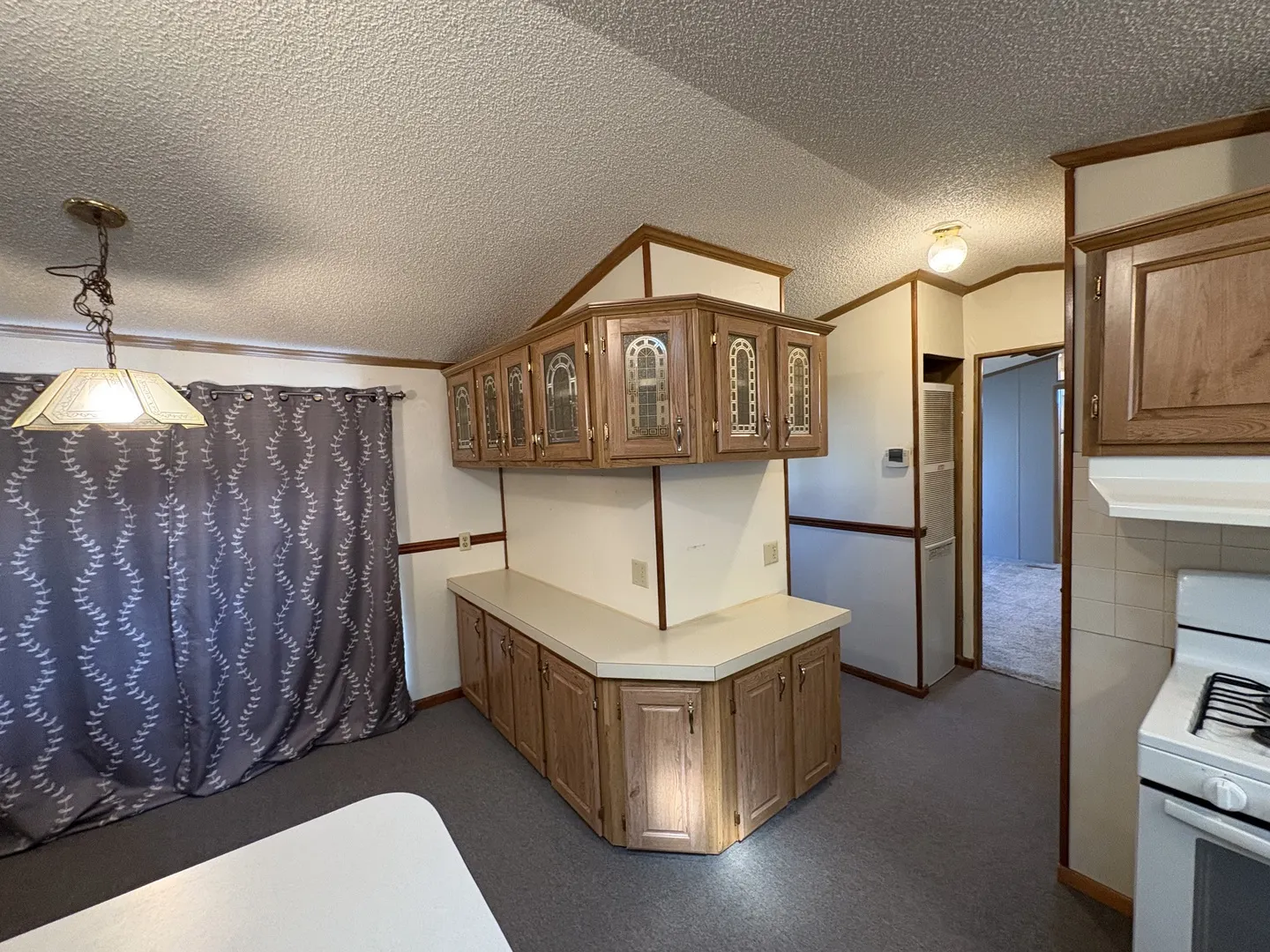 2211 Crestview Drive IL
