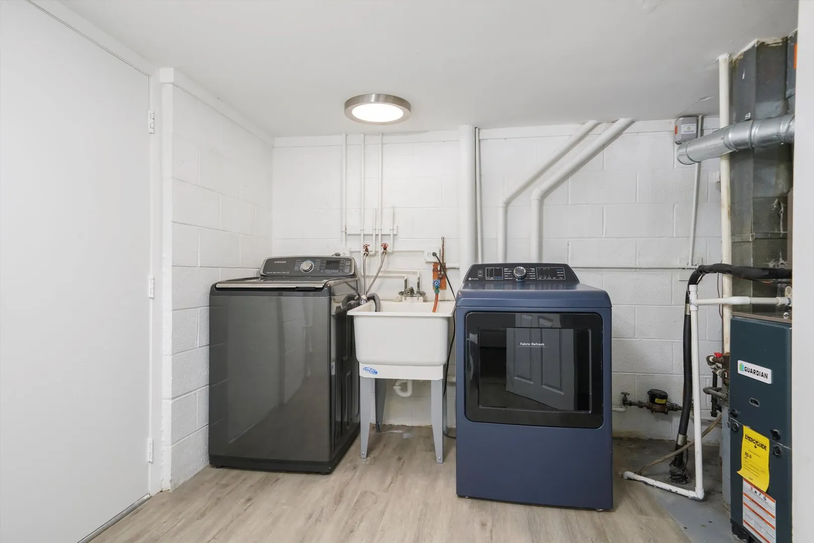1100 Stoughton Court 1711 IL