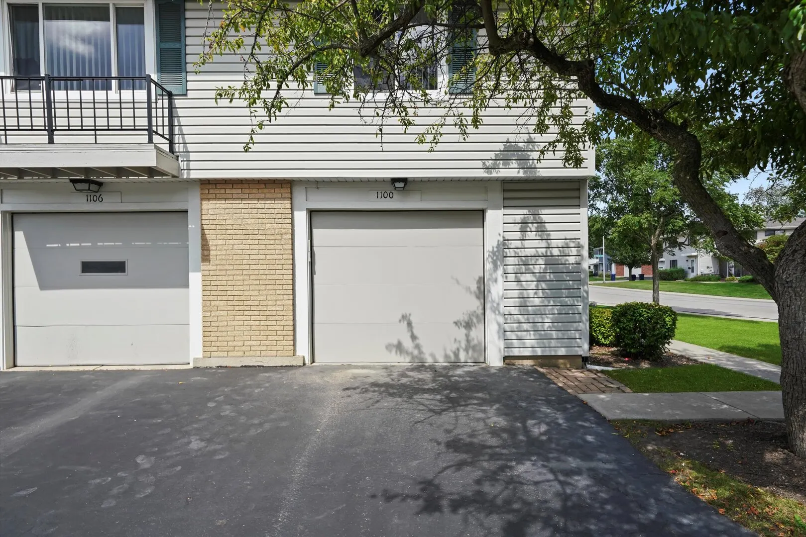 1100 Stoughton Court 1711 IL