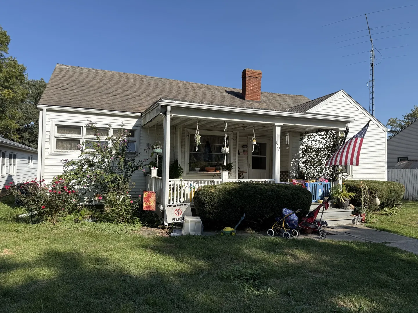 102 Chestnut Street IL