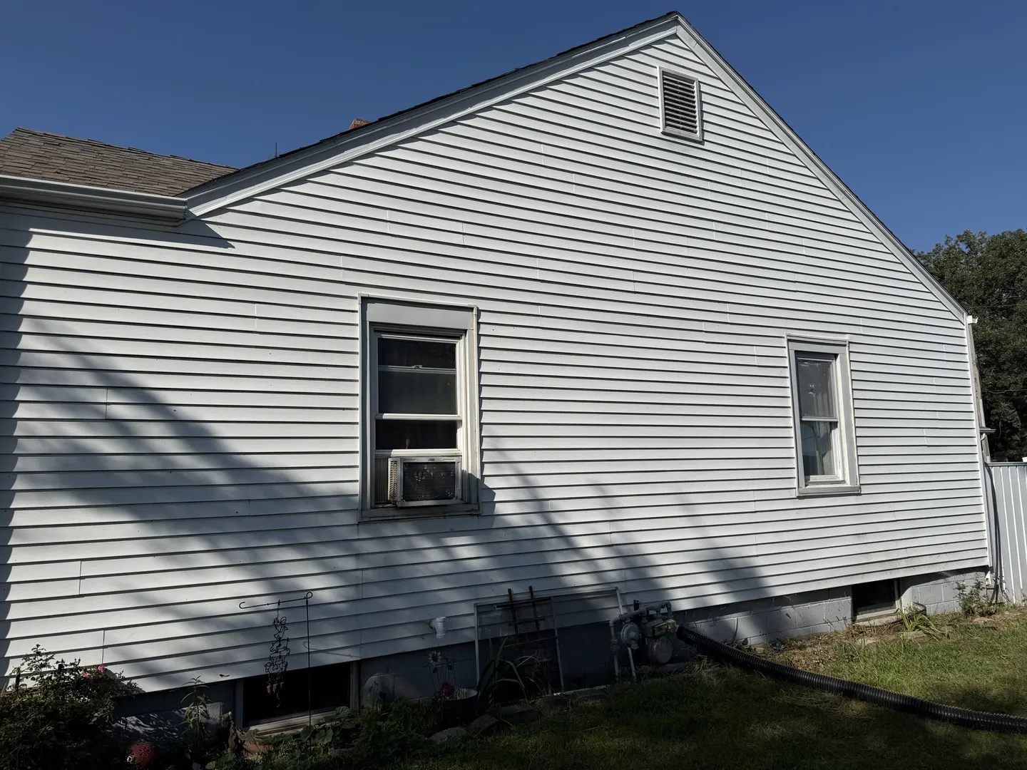 102 Chestnut Street IL