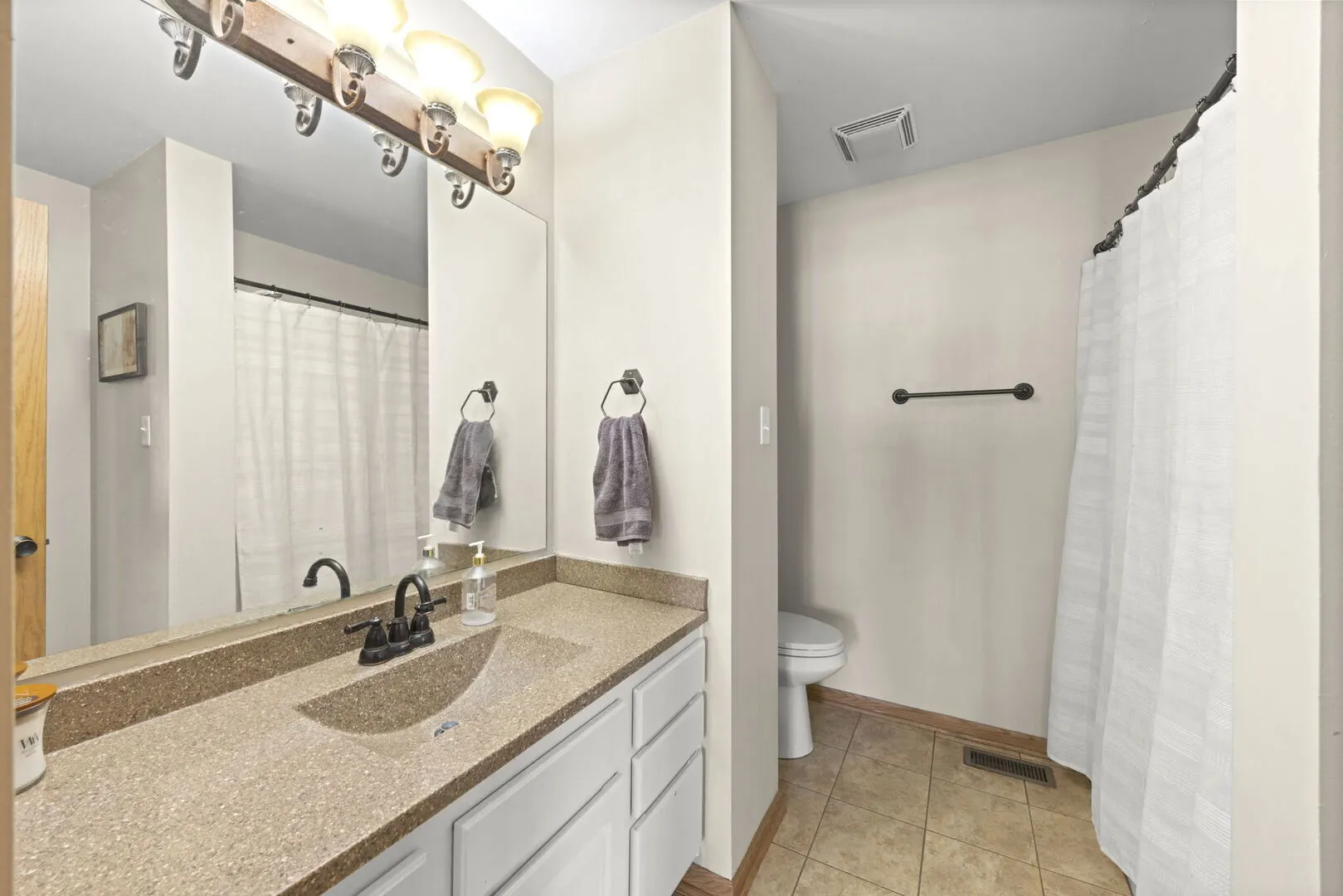 2335 Graystone Drive IL