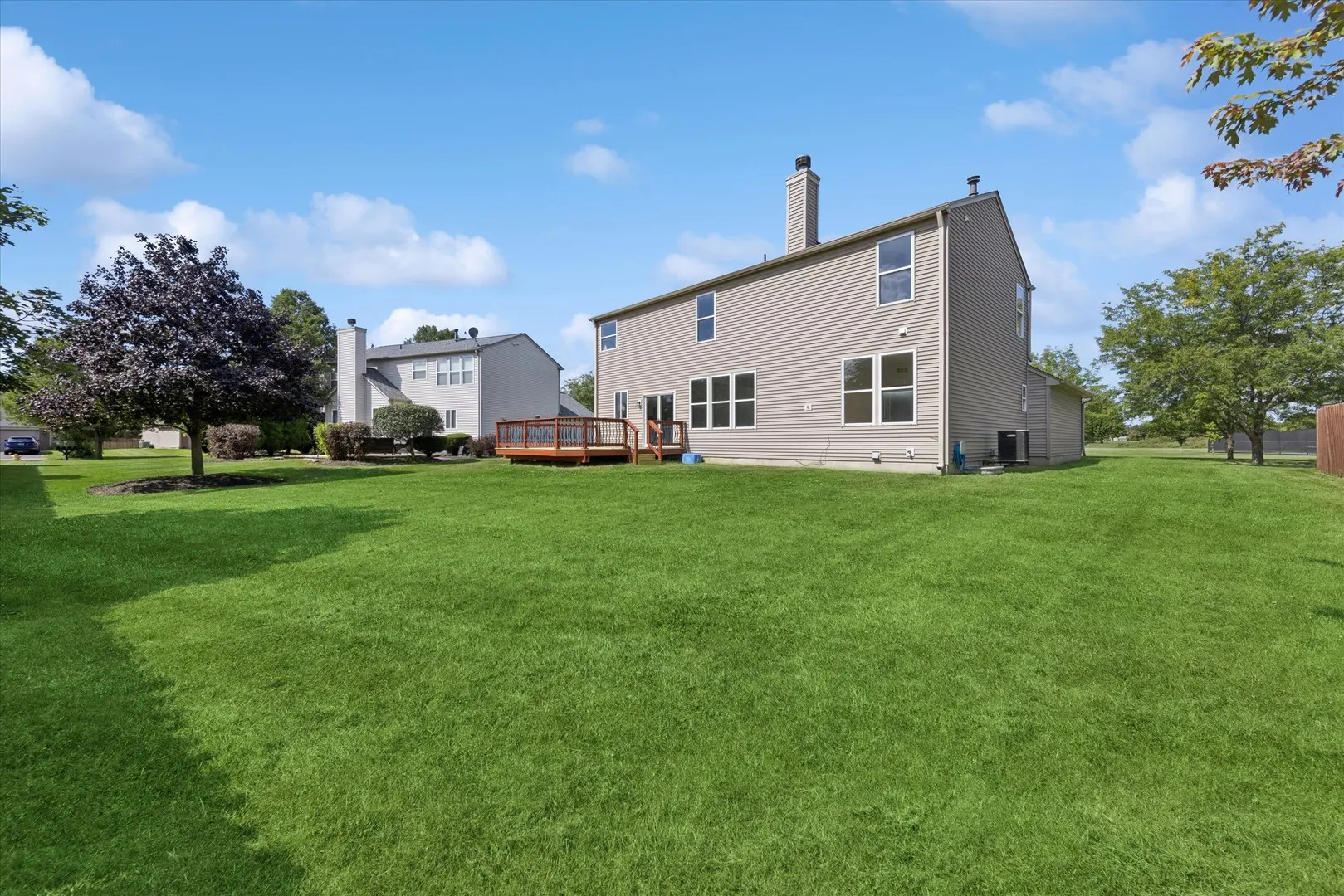 1671 APRICOT Street IL