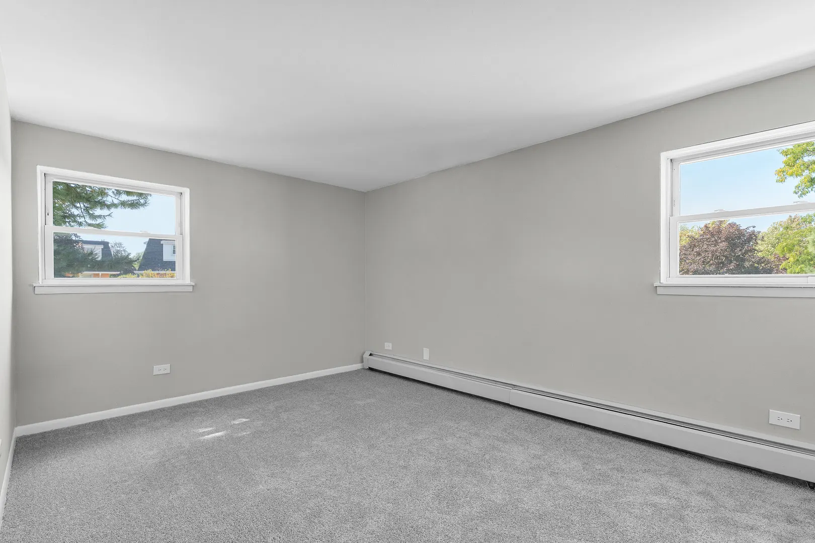 301 E PLAINFIELD Road 4 IL