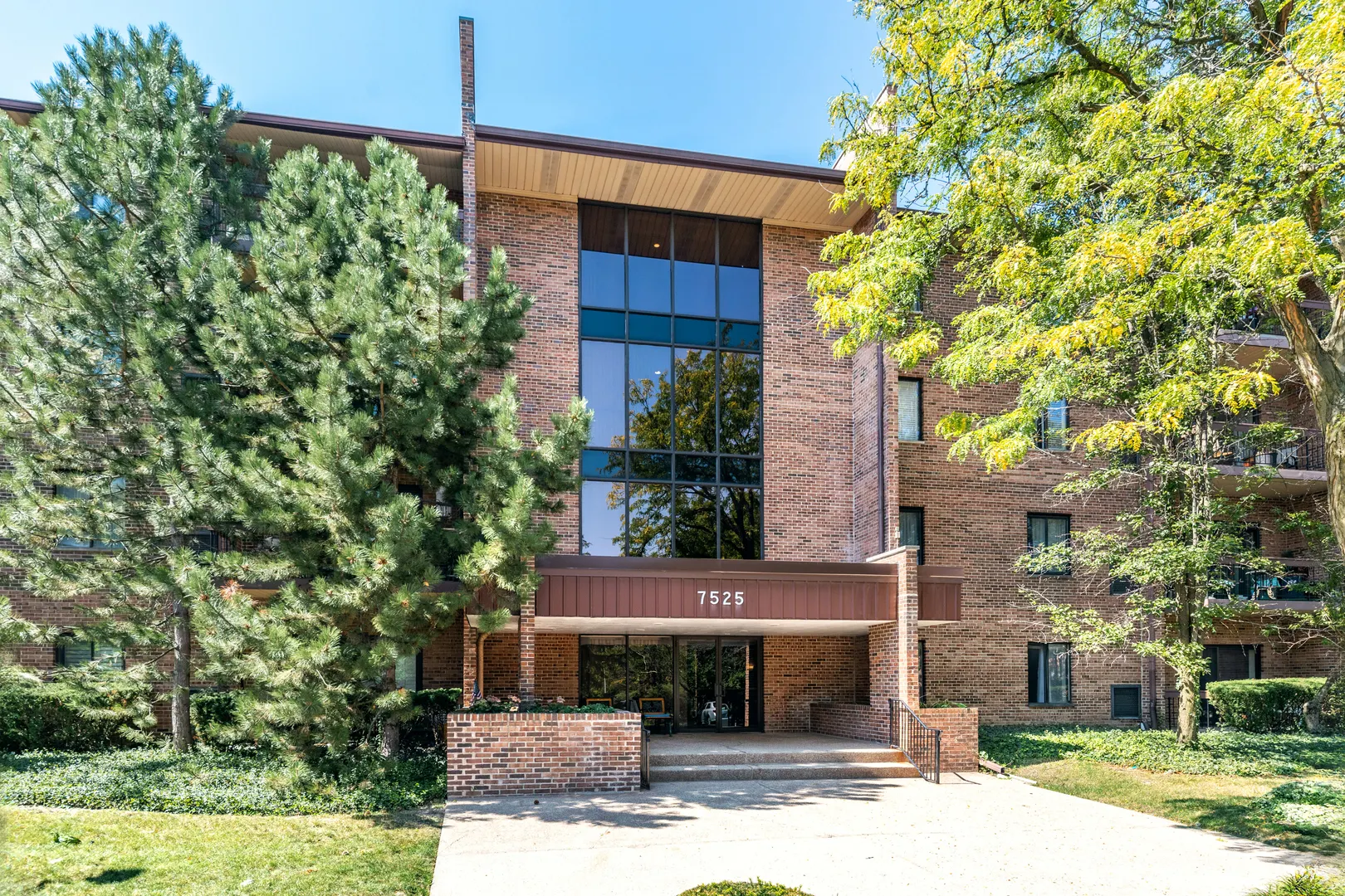 7525 Nantucket Drive 210 IL