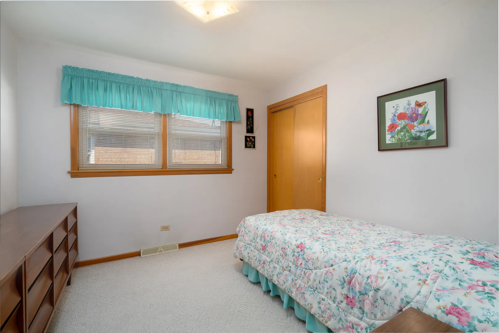 607 Hoxie Avenue IL