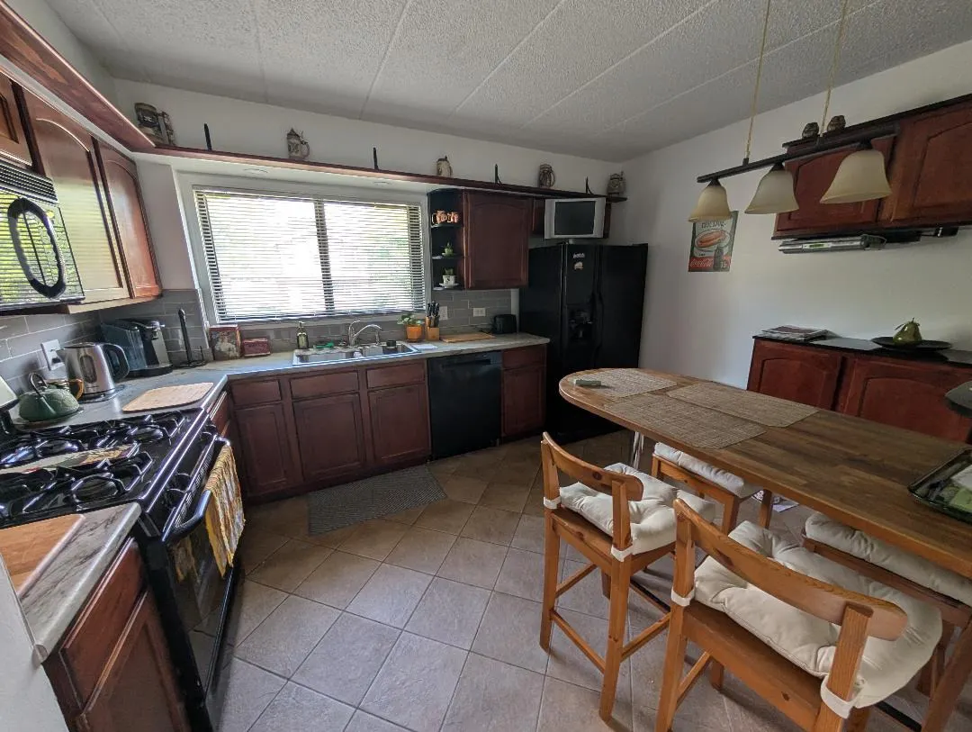 5965 Lakeside Place 204 IL