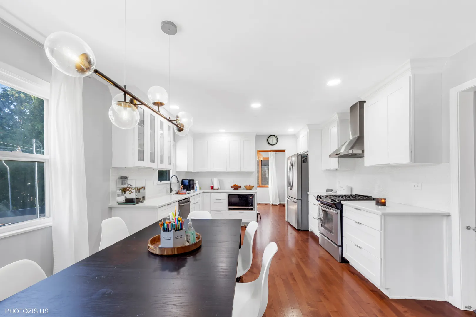 1510 W RUSSELL Court IL