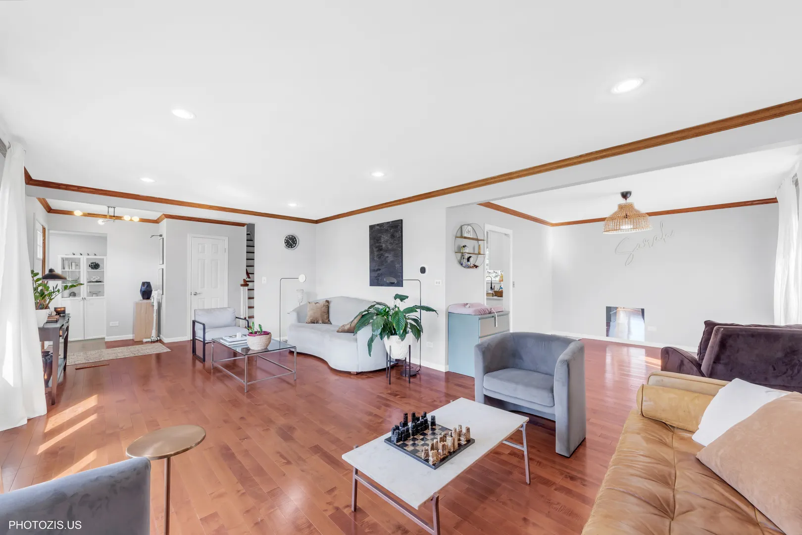 1510 W RUSSELL Court IL