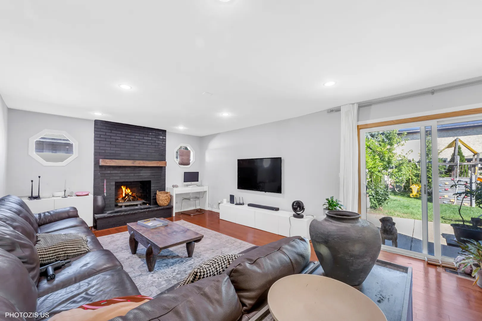 1510 W RUSSELL Court IL