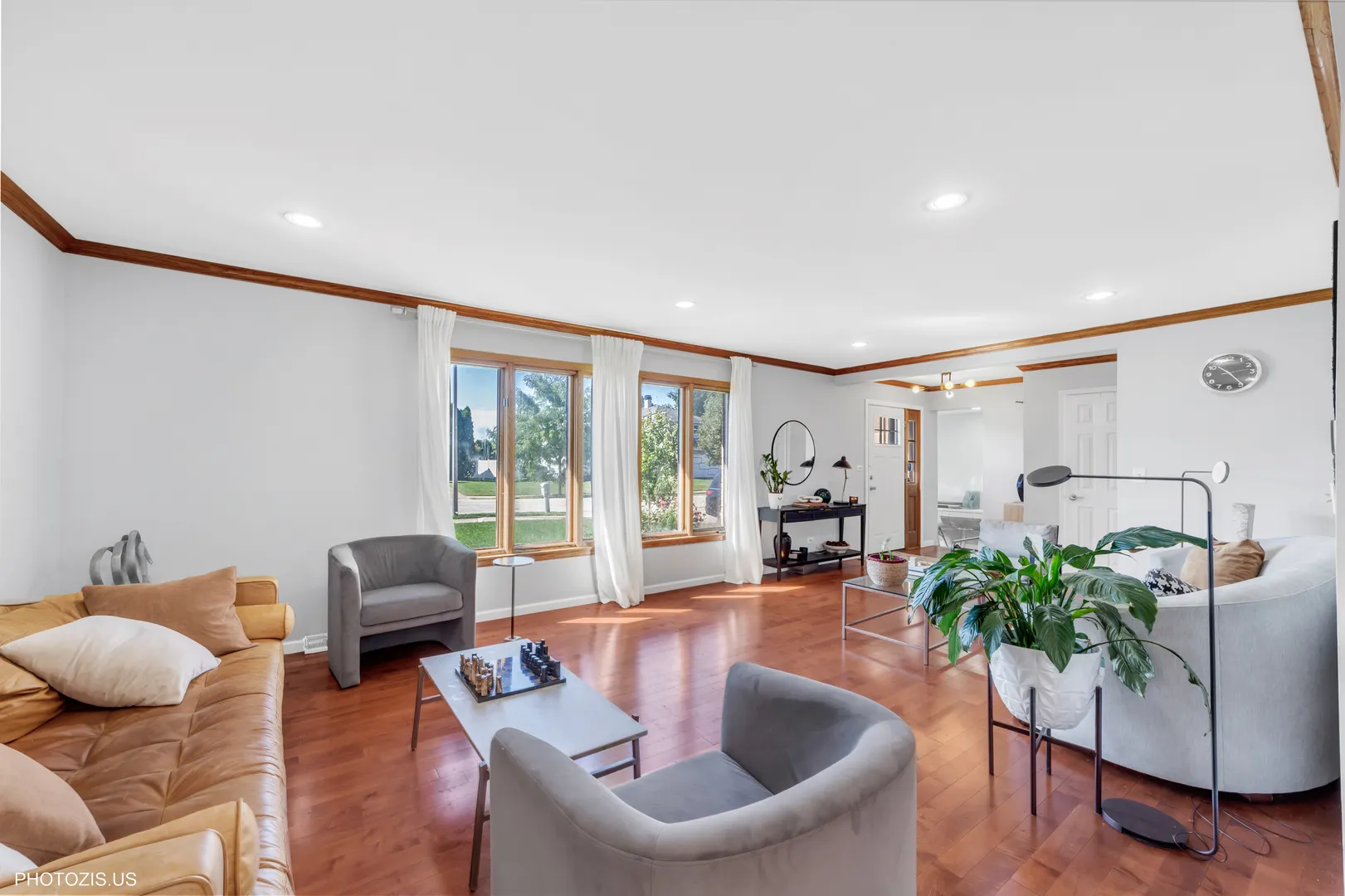 1510 W RUSSELL Court IL