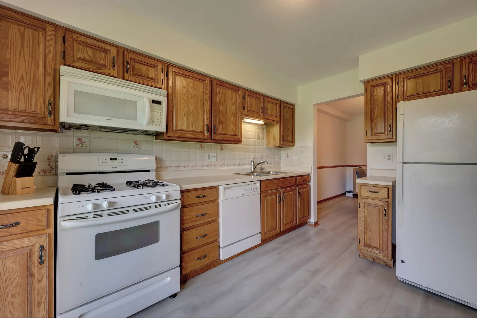 639 Elizabeth Drive B IL