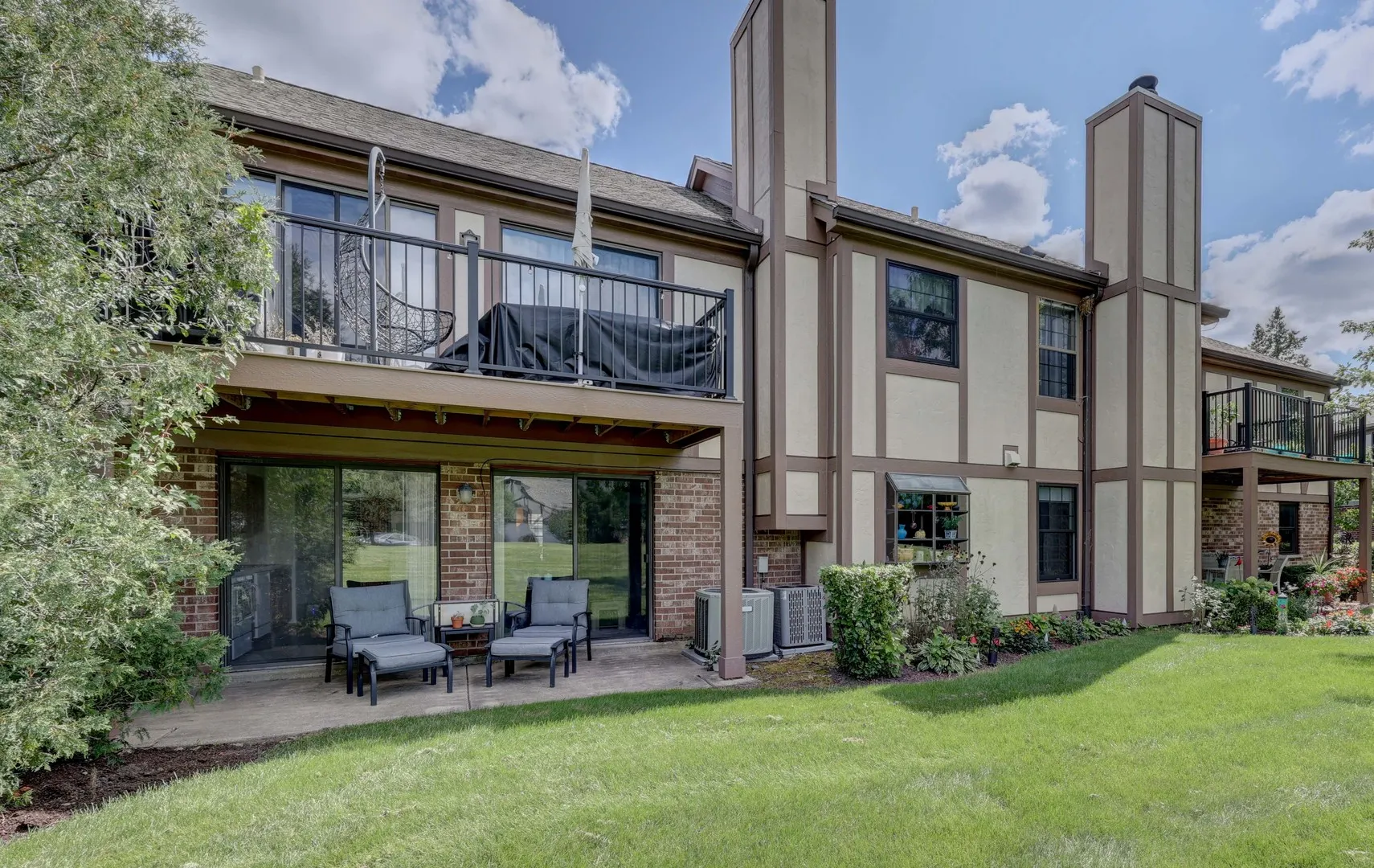 639 Elizabeth Drive B IL