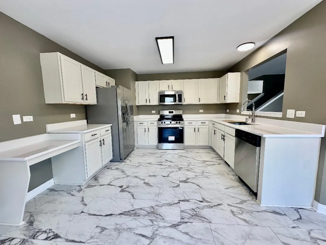 704 Doral Drive IL