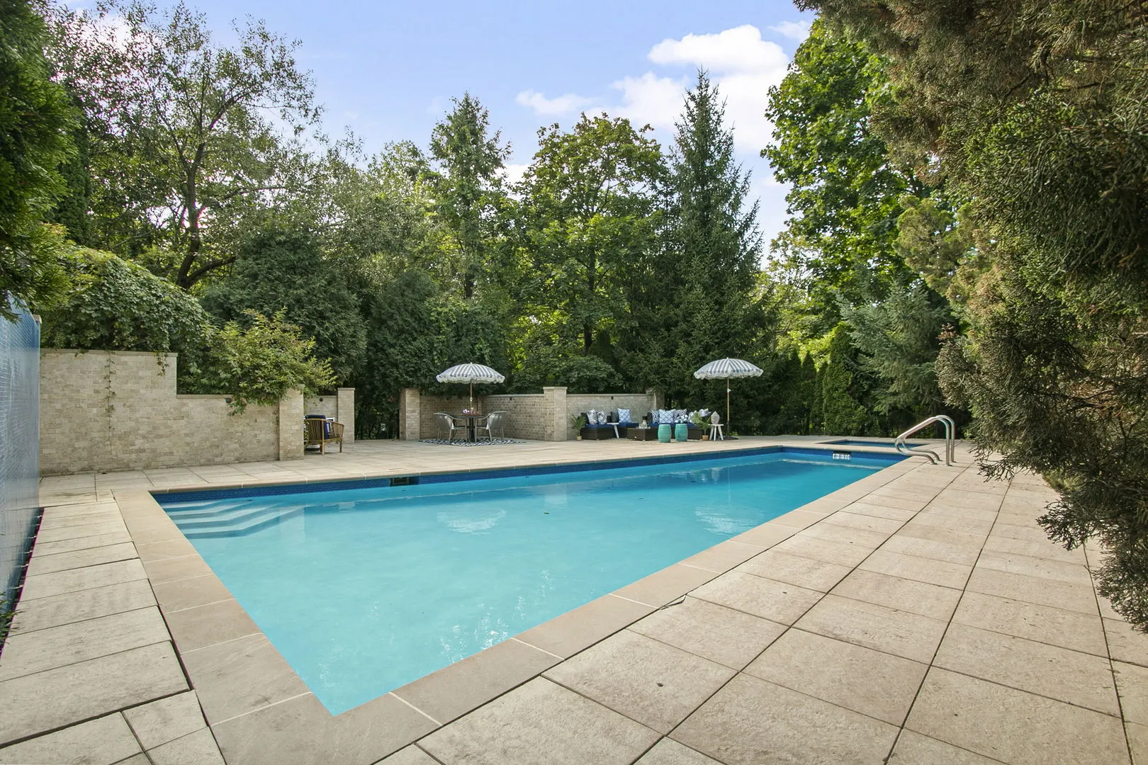1015 Sheridan Road IL