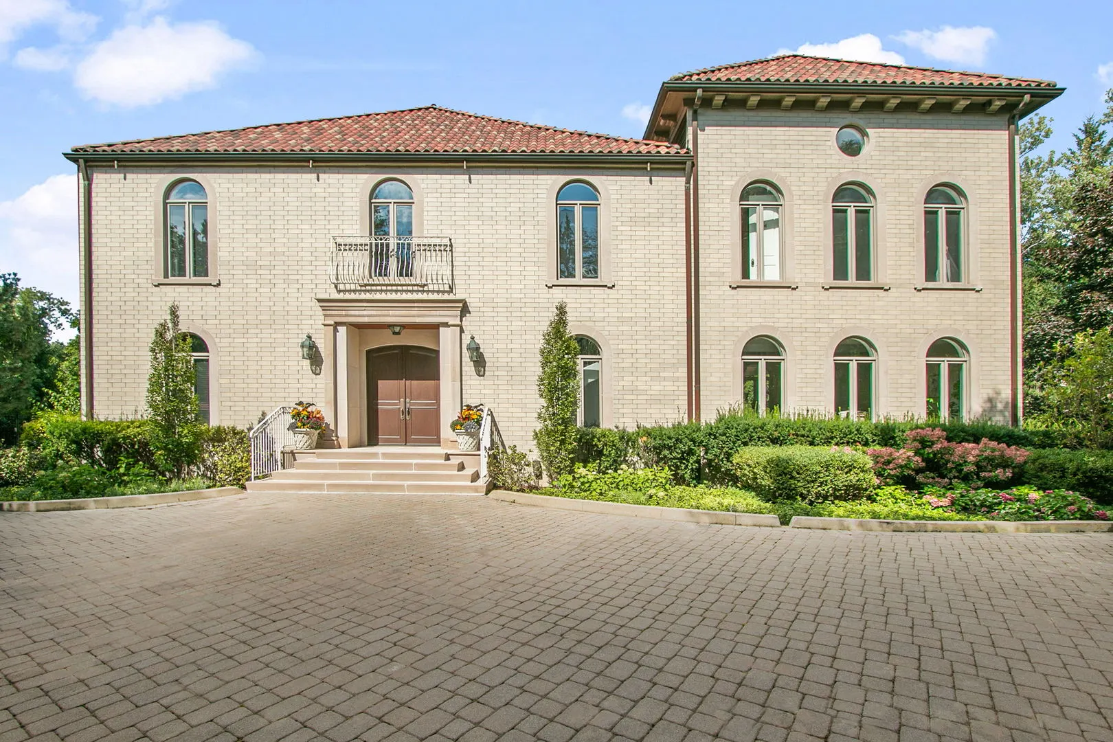 1015 Sheridan Road IL