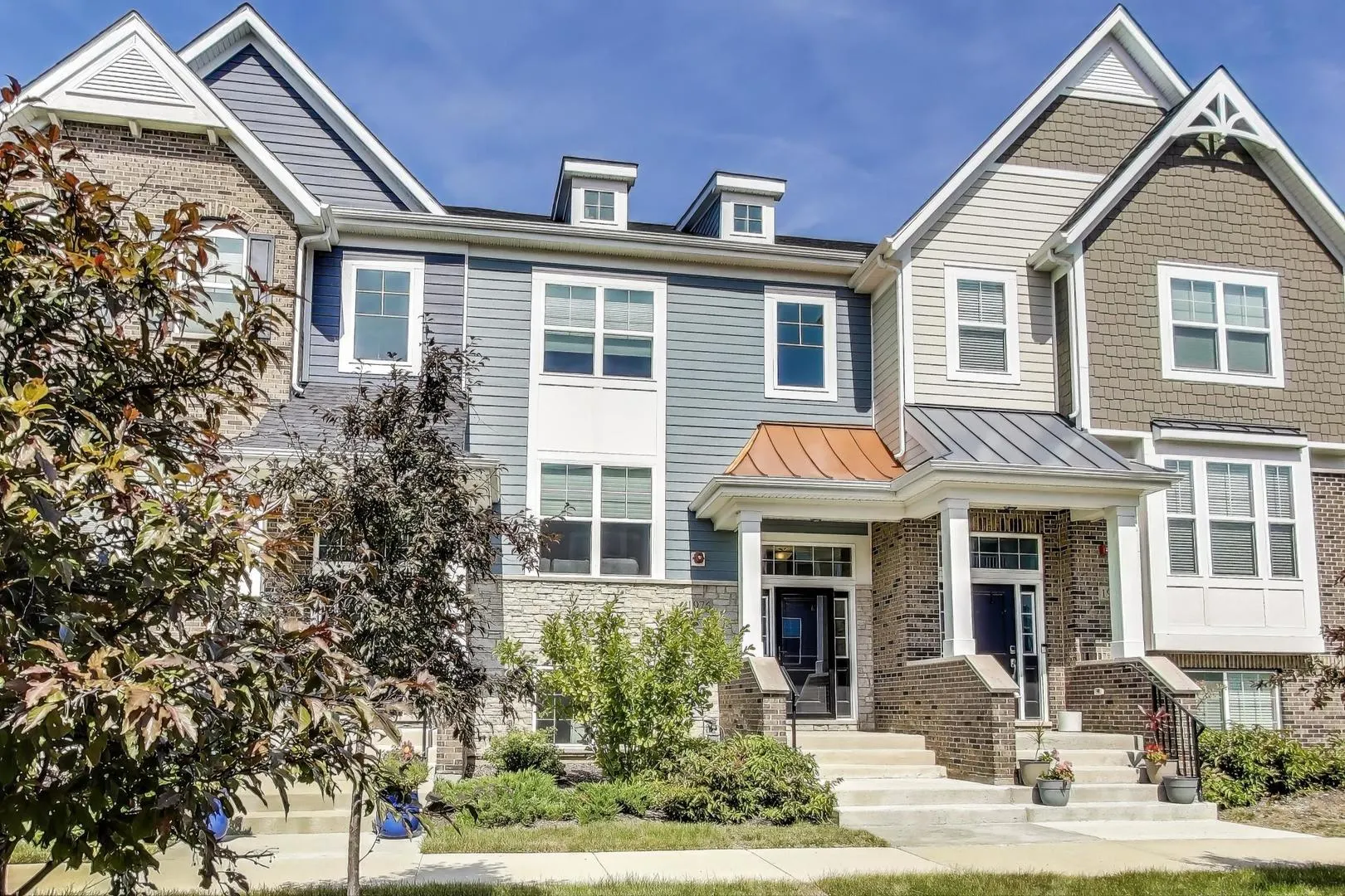 1976 Kingsley Circle IL