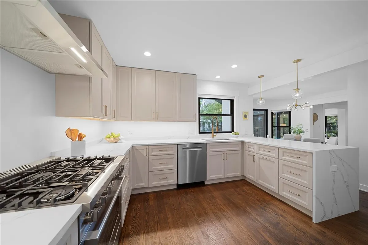 4072 Bunker Lane IL