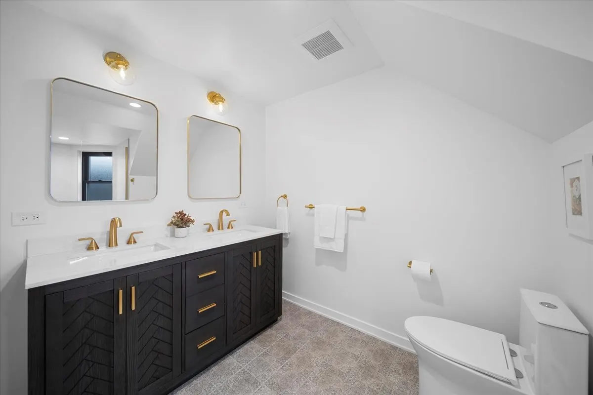 4072 Bunker Lane IL