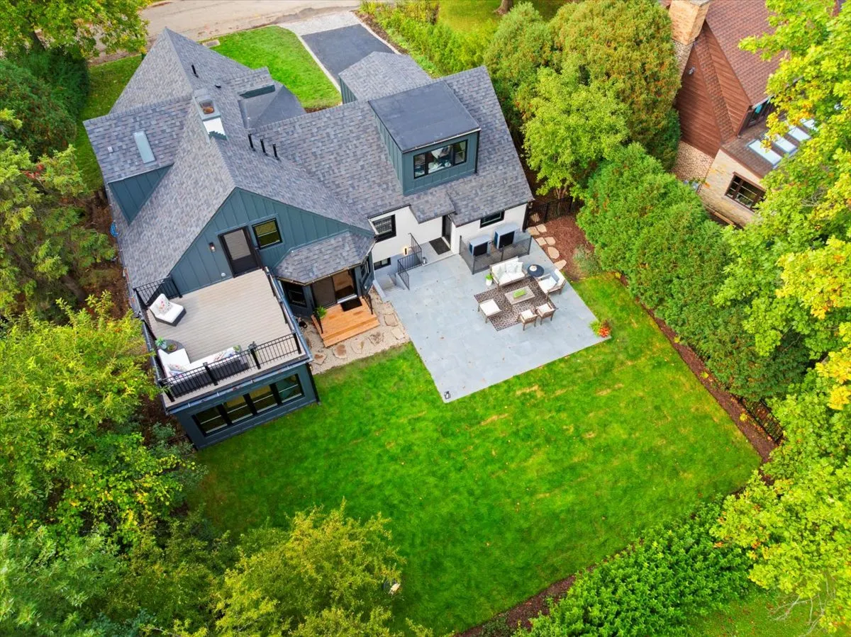 4072 Bunker Lane IL