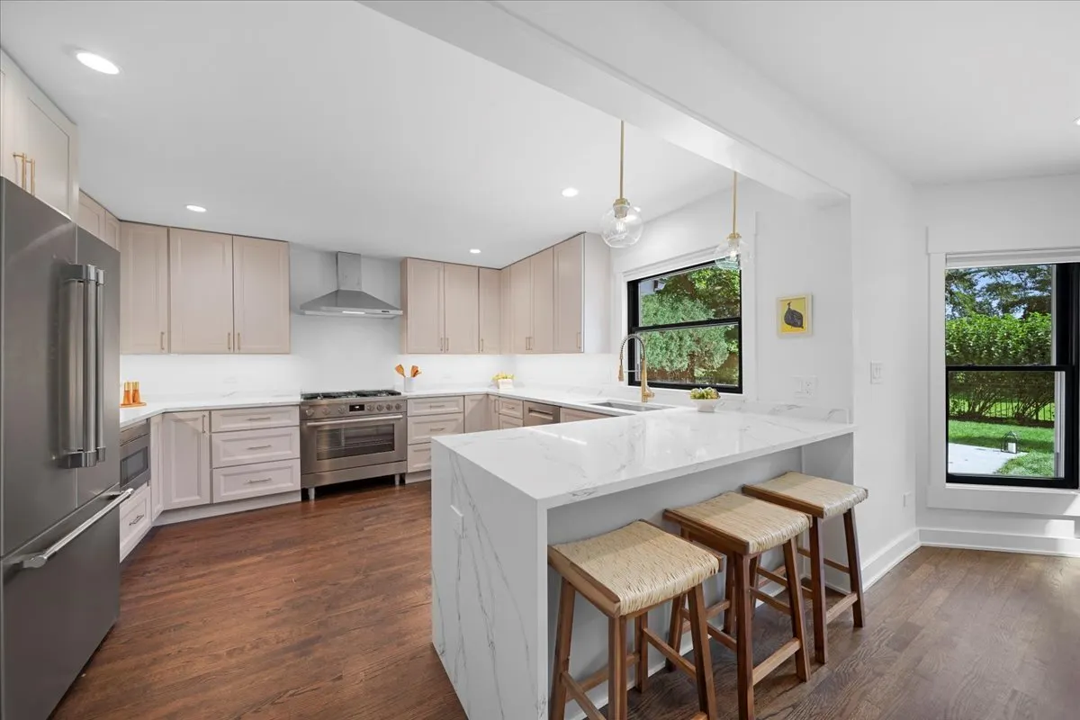 4072 Bunker Lane IL