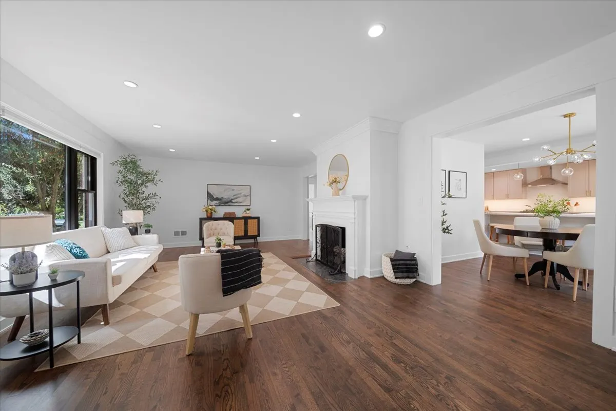 4072 Bunker Lane IL