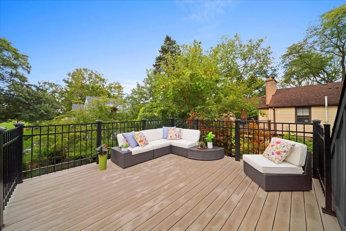4072 Bunker Lane IL