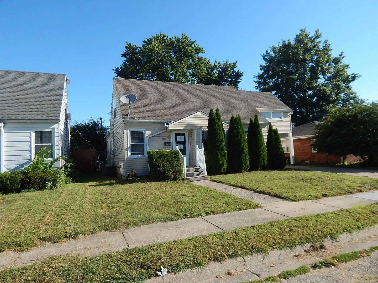 810 W 15th Street IL