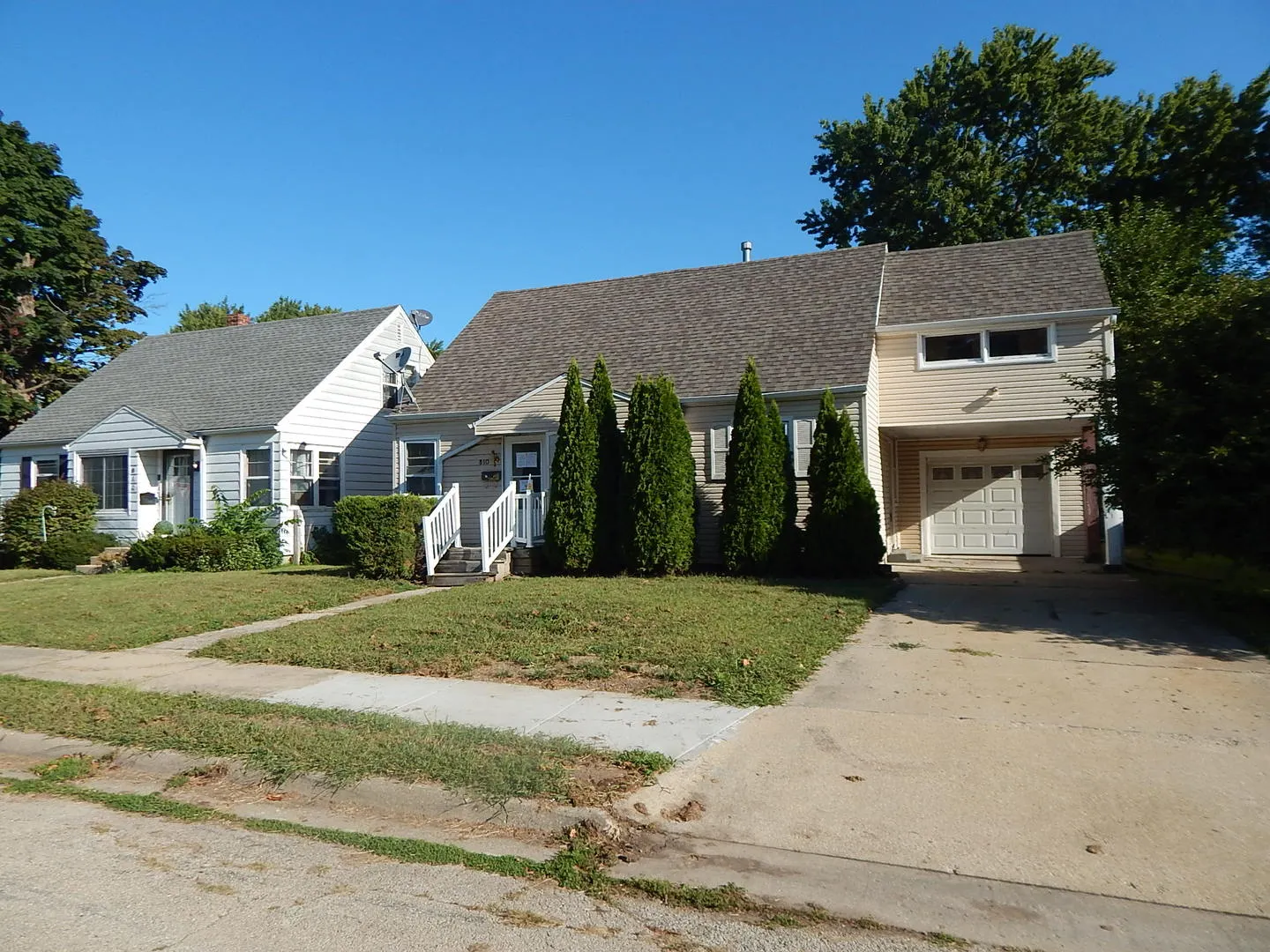 810 W 15th Street IL