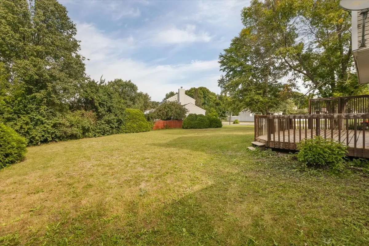 2042 University Drive IL