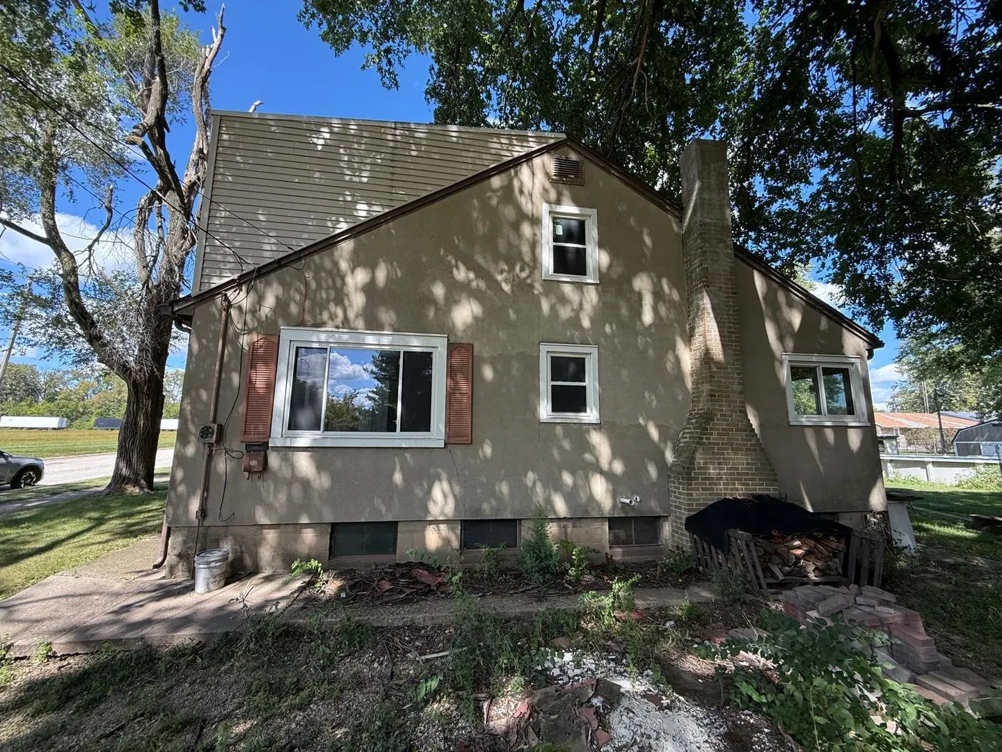 611 N Strong Avenue IL