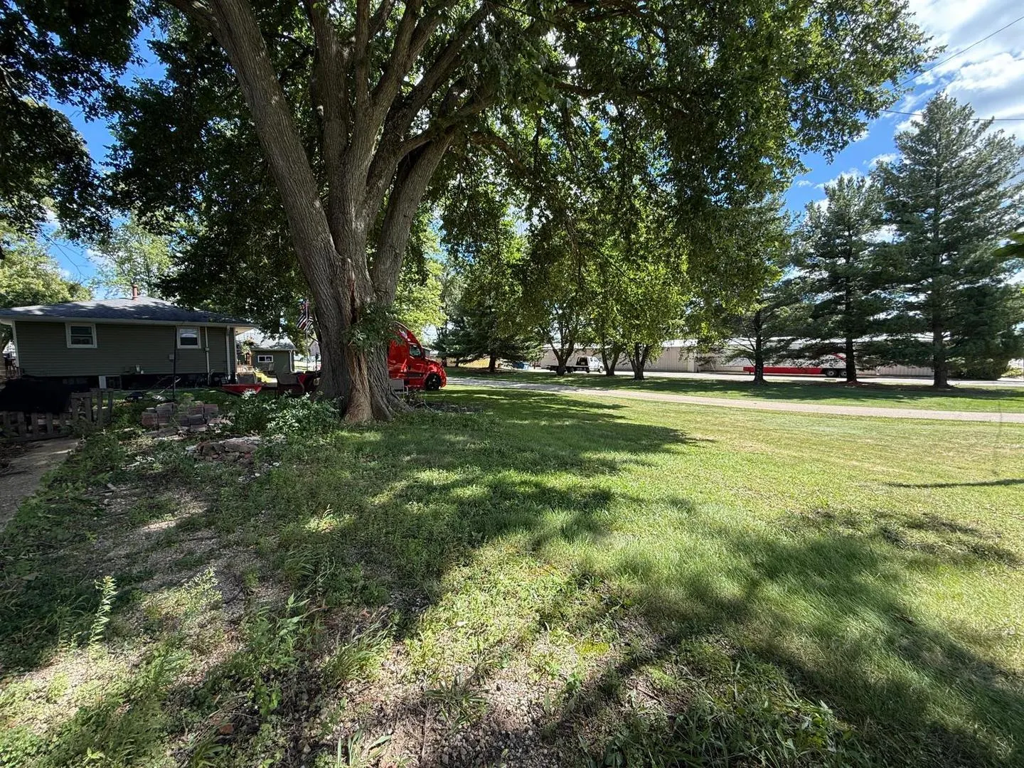 611 N Strong Avenue IL