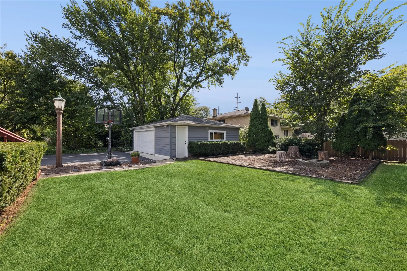 300 E Crescent Avenue IL