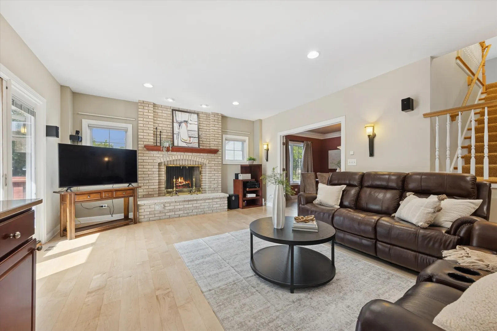 300 E Crescent Avenue IL