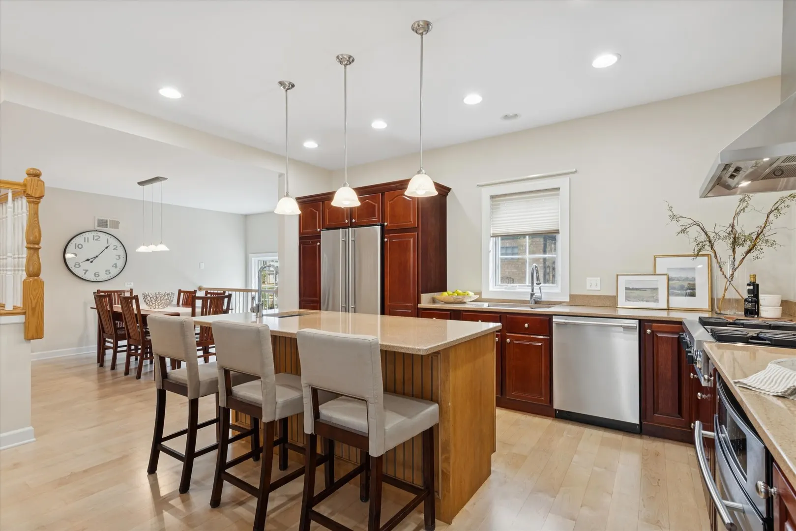 300 E Crescent Avenue IL