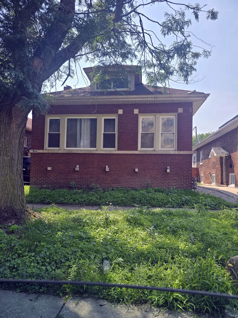 7644 S East End Avenue IL