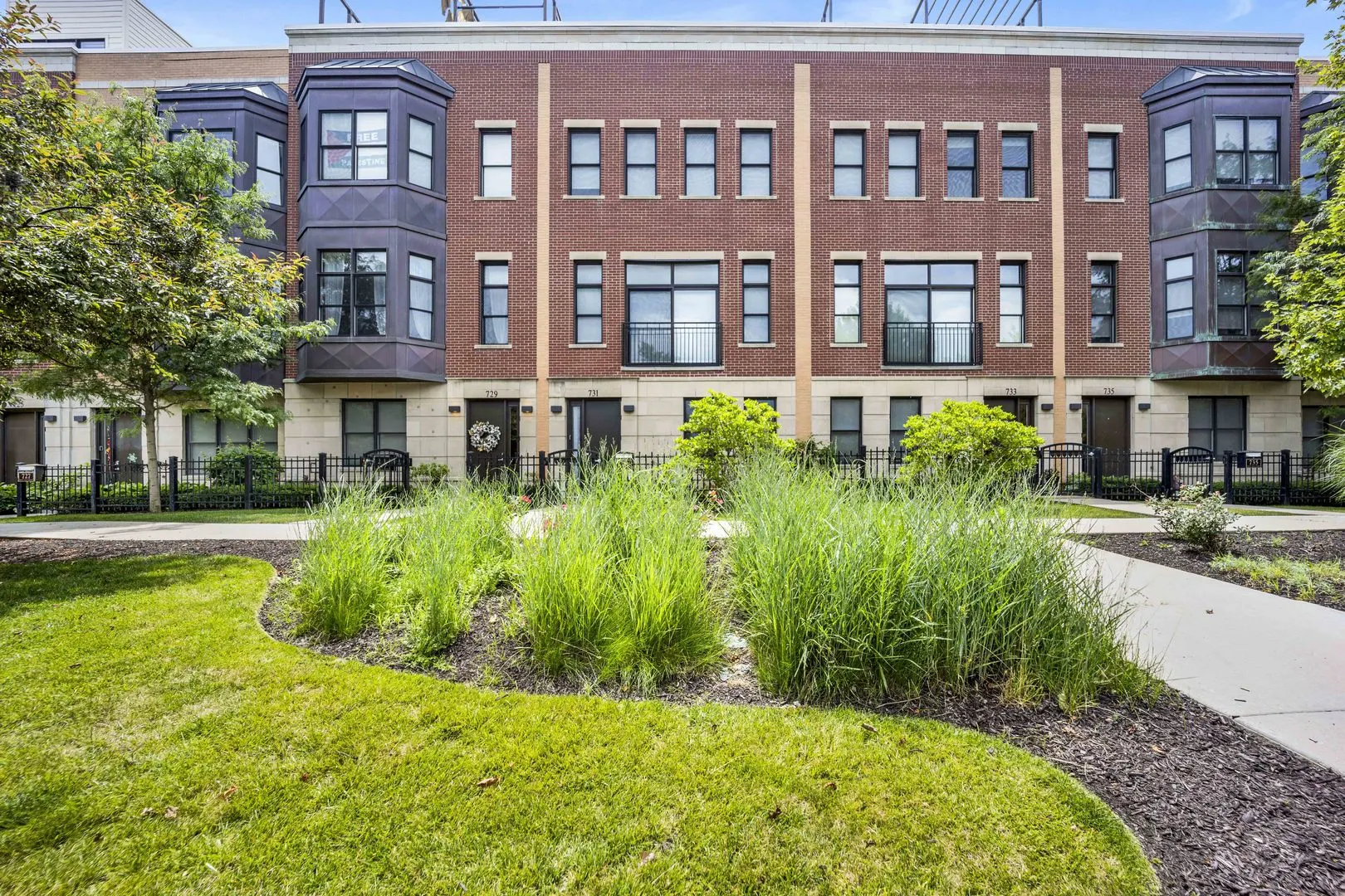 1111 W 15TH Street 224 IL
