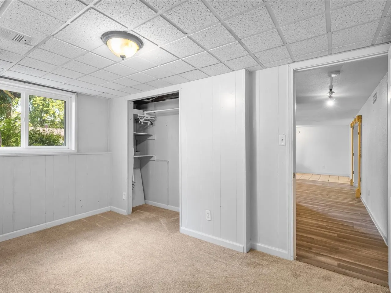 5825 Kirkwood Drive IL