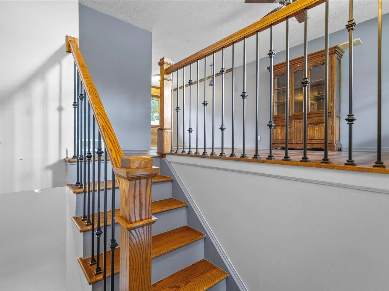 5825 Kirkwood Drive IL