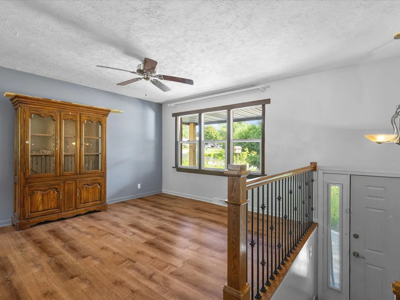 5825 Kirkwood Drive IL