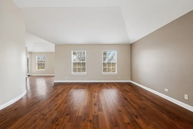 1619 Patriot Boulevard IL