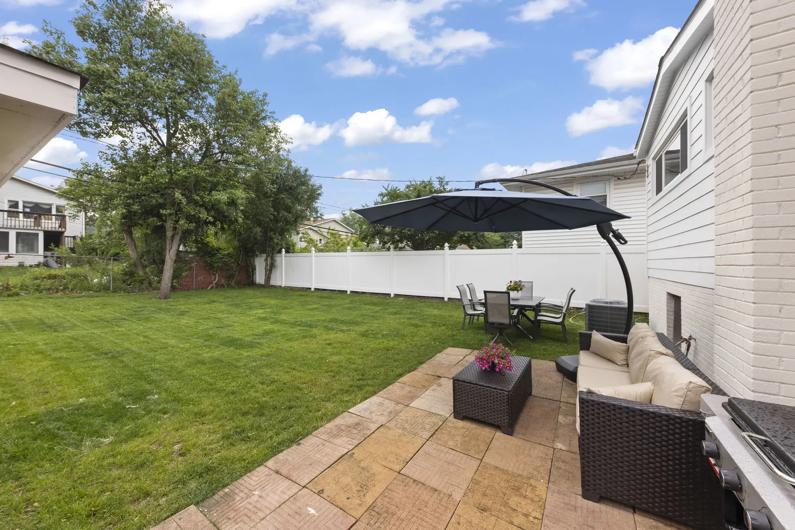 5244 Benton Avenue IL