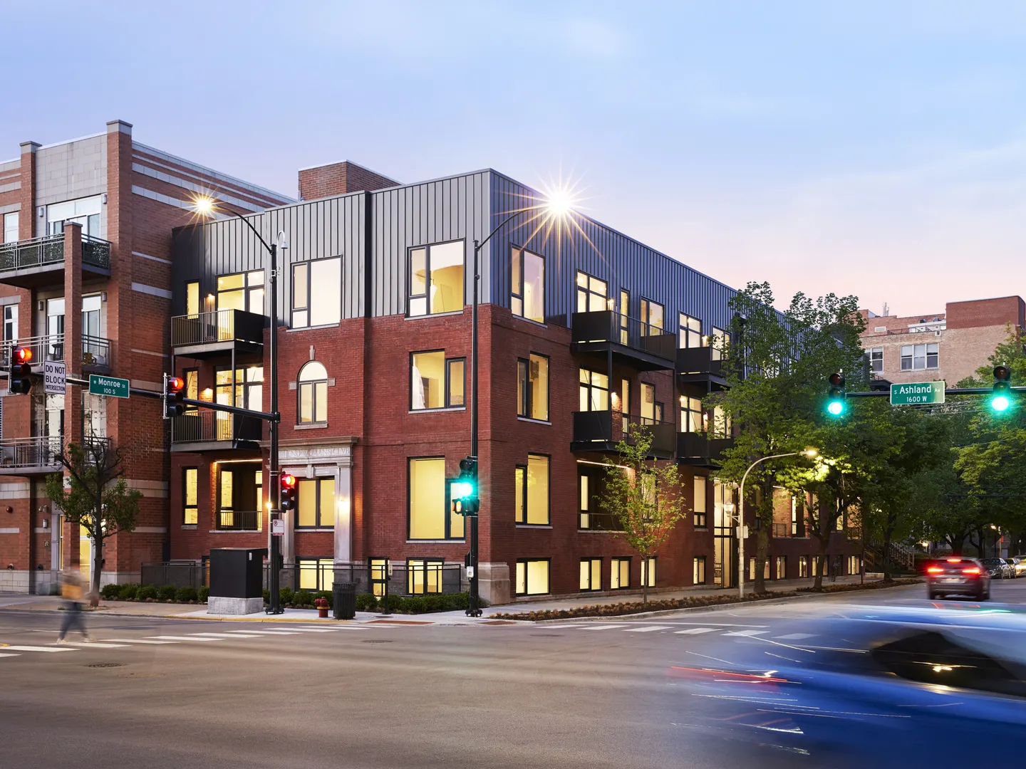 1550 W Monroe Street 102 IL