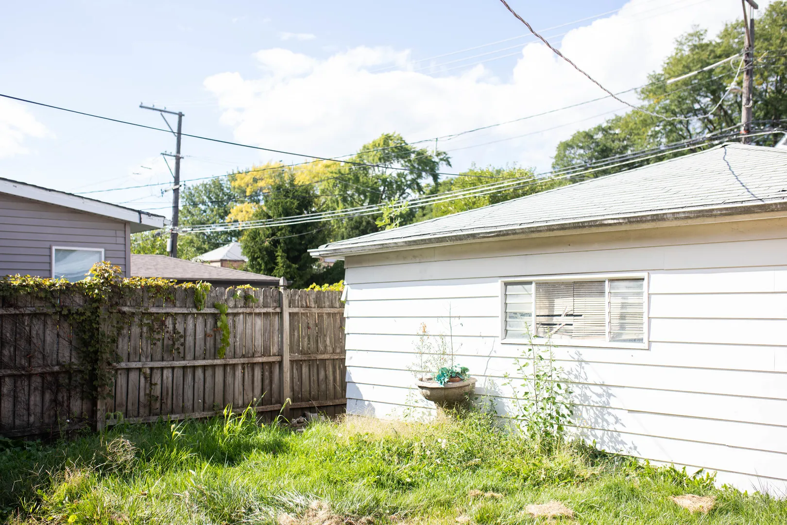 3110 W Jarvis Avenue IL