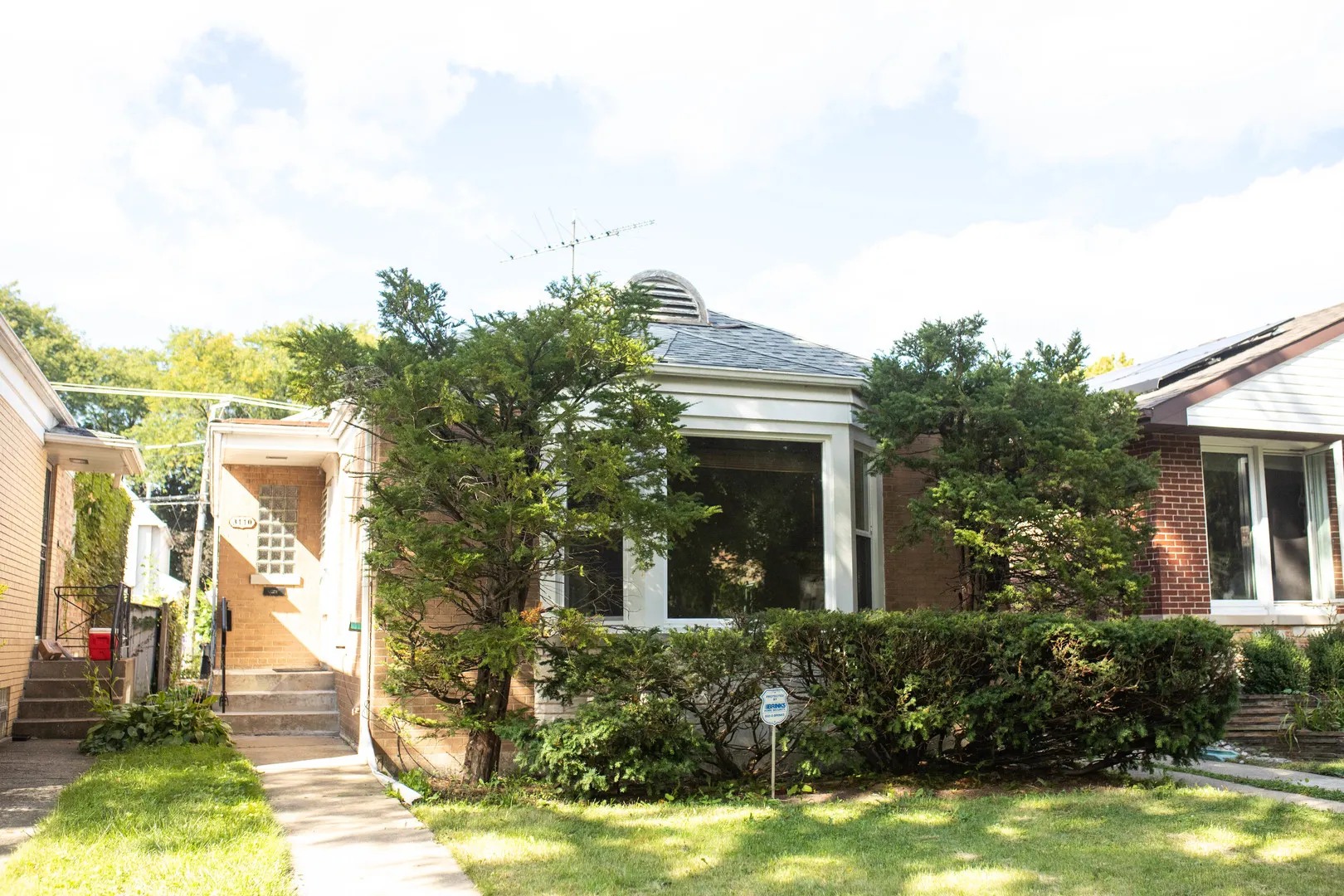 3110 W Jarvis Avenue IL