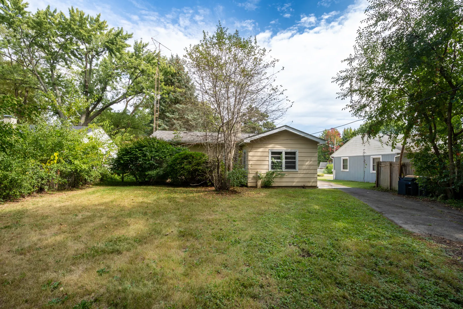 276 Hickory Lane IL